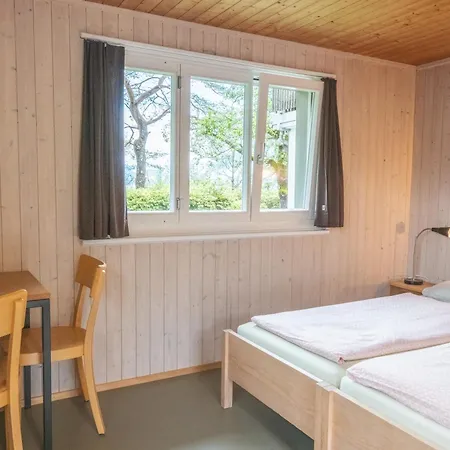Youth Hostel *